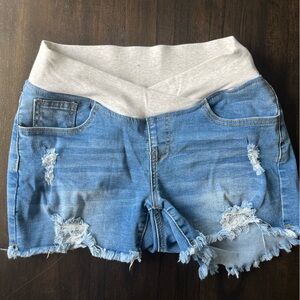 Maternity denim shorts